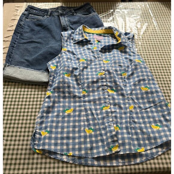 Women's Summer Bundle Top and Shorts! - Picture 1 of 1